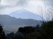 prvni pohled z pevniny na Pico de Teide (3 718 m, nejvyssi hora Spanelska)